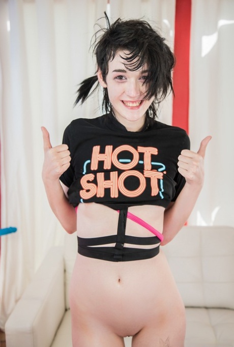Ivy Aura star erotic photos