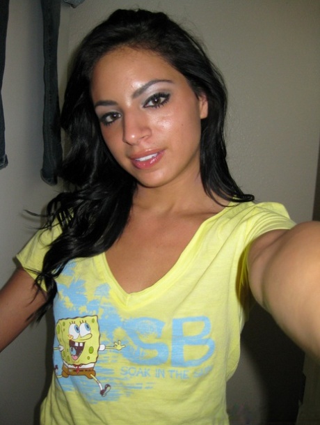 Kelly XoXo model sexy galleries