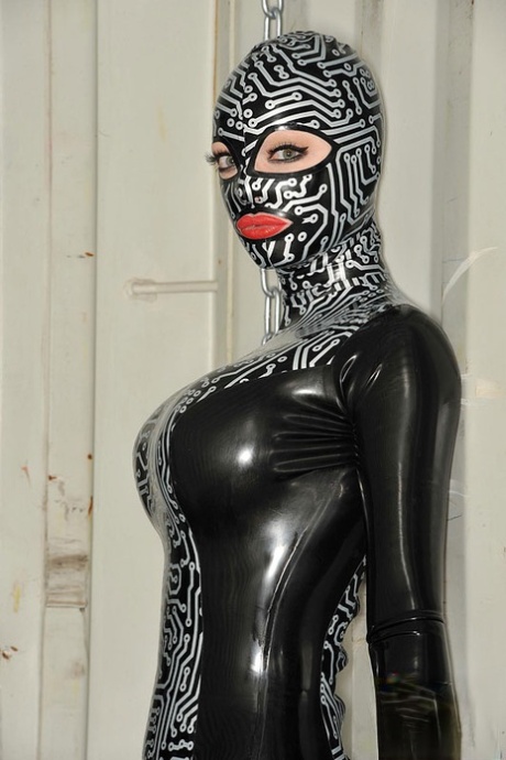 Latex Lucy model hd picture