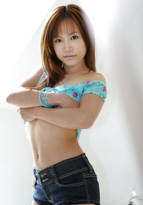 Reika Shiina model xxx pictures