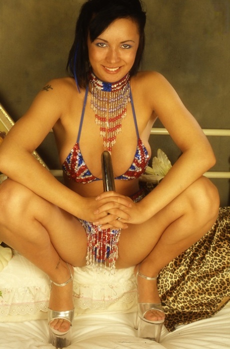 hardcore short hair brunette pornos images