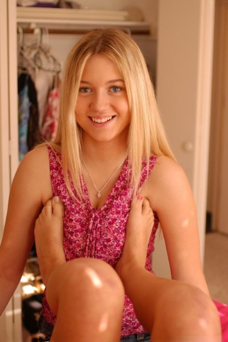 Alison Angel star xxx pic