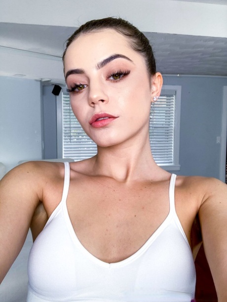 Kylie Quinn pornstar pretty img